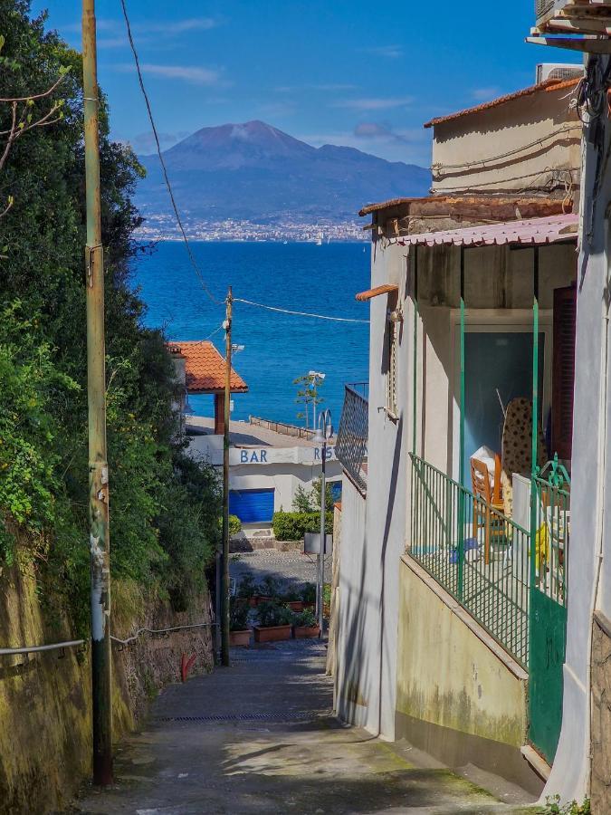 Vico Di Mare Apartment Vico Equense Bagian luar foto