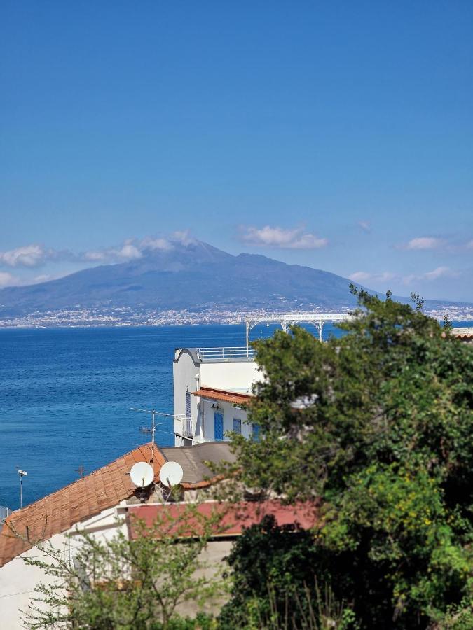 Vico Di Mare Apartment Vico Equense Bagian luar foto